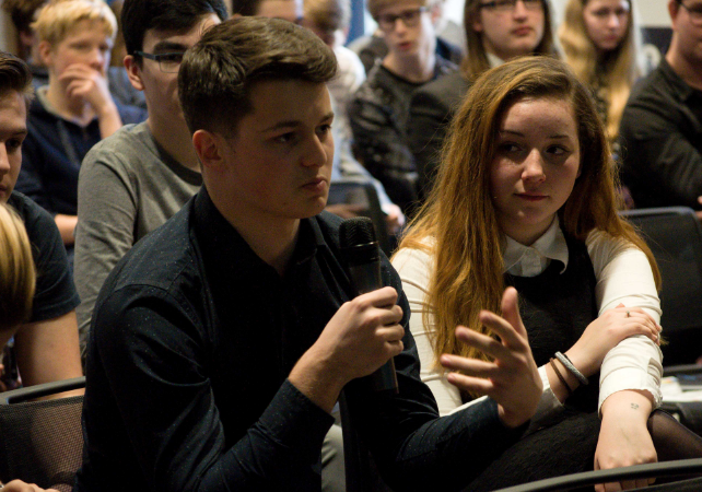 Meziškolní konference - Rada mladších, krajské kolo ve Zlíně